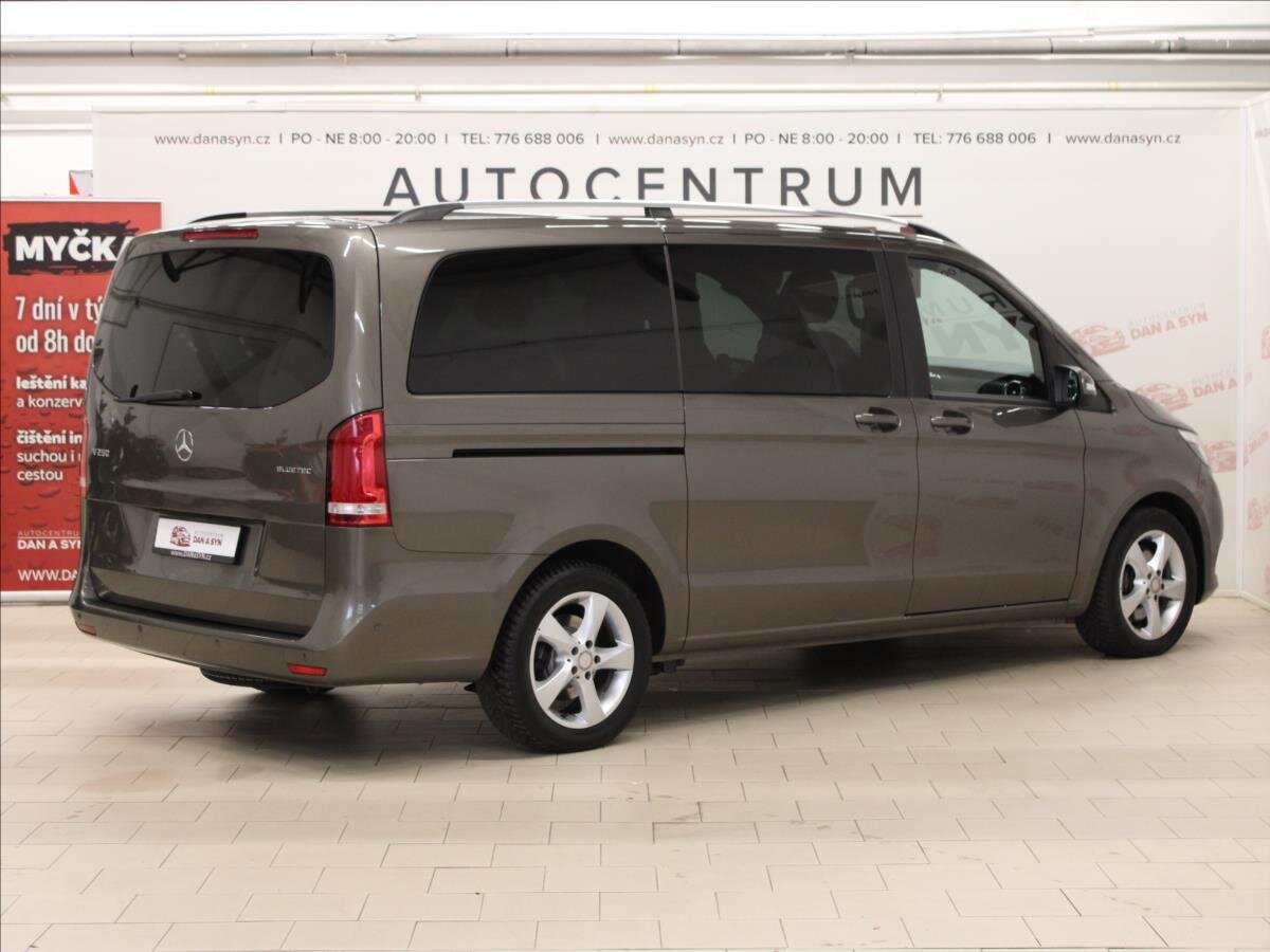 Mercedes-Benz Třídy V Kombi 2,1 l 140 kw