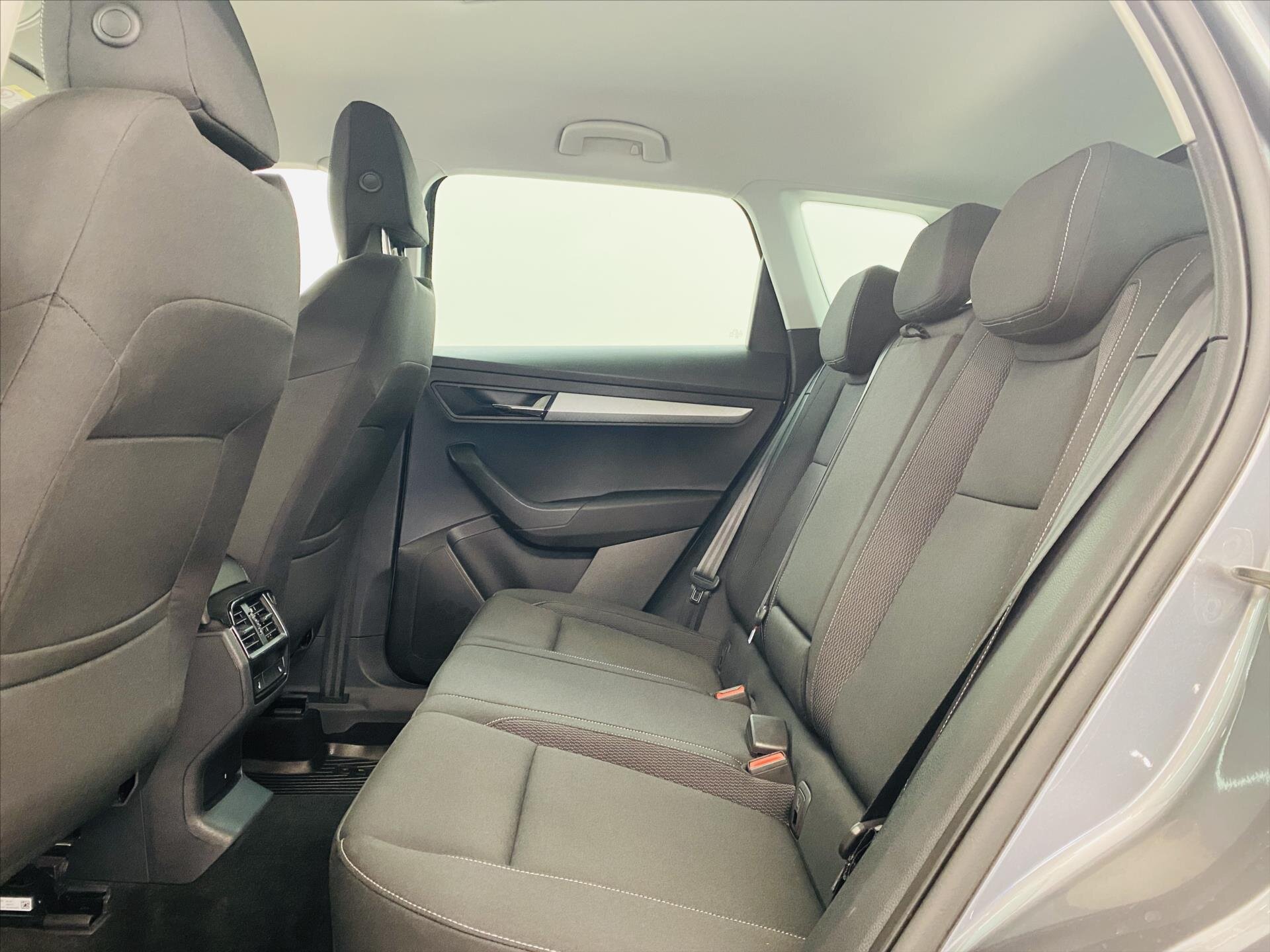 Škoda Karoq SUV / Terénní 1,5 l 110 kw