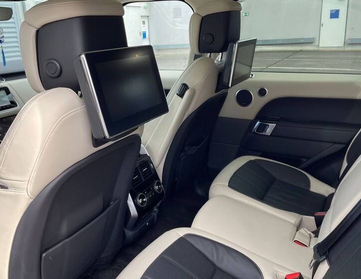 Land Rover Range Rover Sport 10