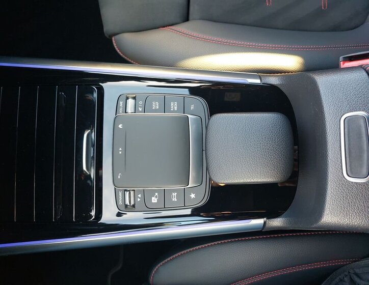 Mercedes-Benz EQA SUV 0,0 140 kw