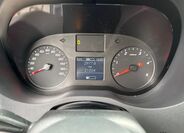 Mercedes-Benz Sprinter 13