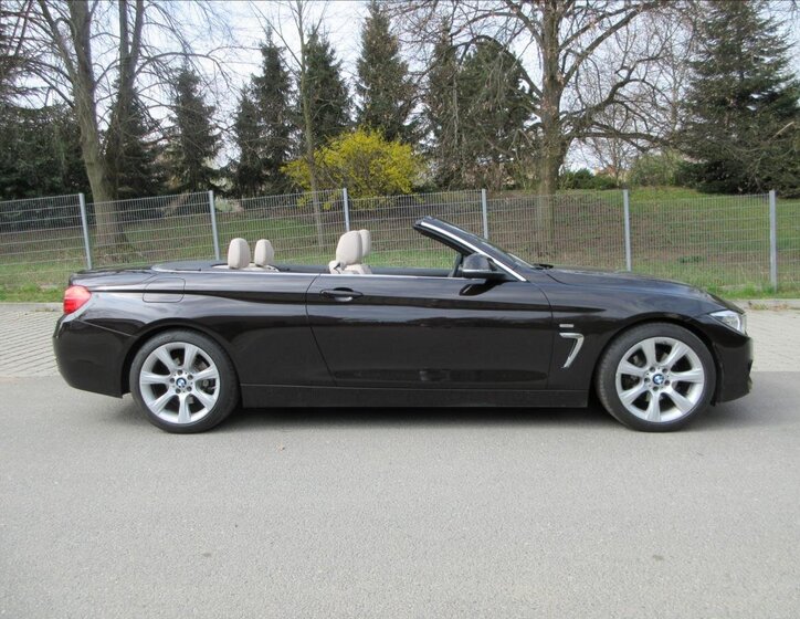 BMW Řada 4 Kabriolet 2,0 l 135 kw