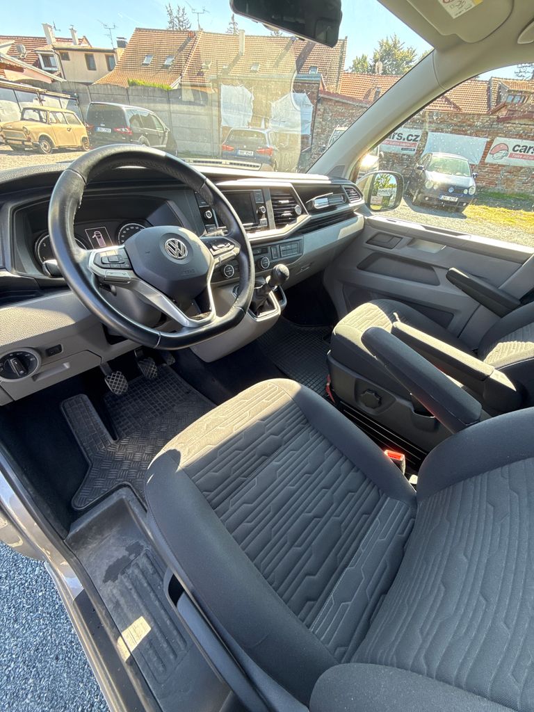 Volkswagen Caravelle