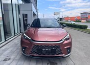 Lexus LBX SUV / Terénní 1,5 l 100 kw