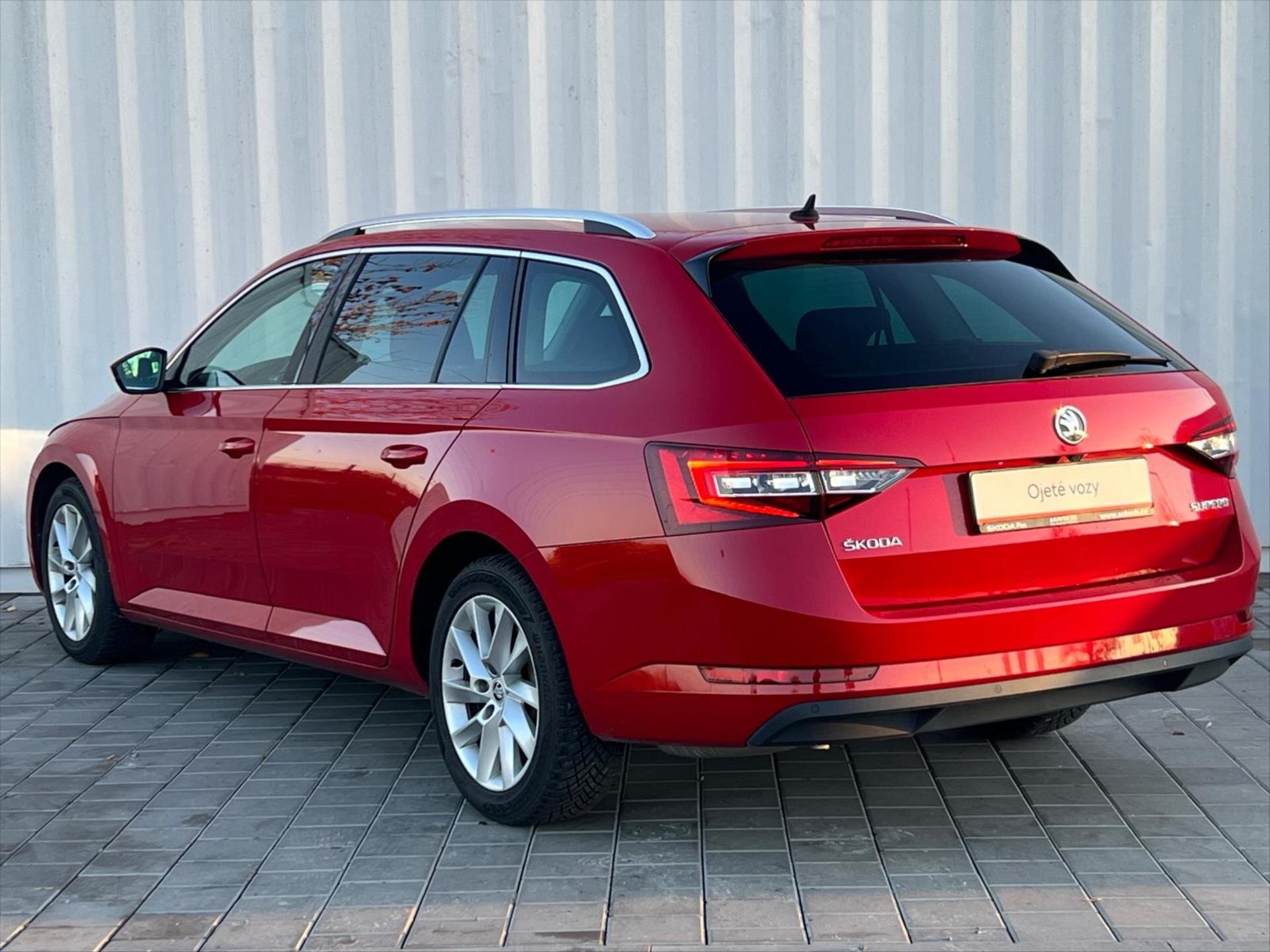 Škoda Superb Kombi 1,5 l 110 kw