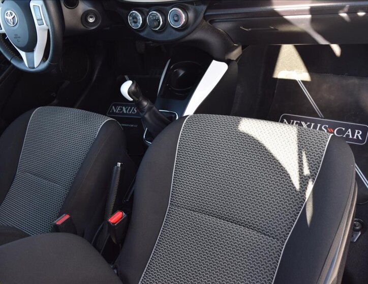 Toyota Yaris Hatchback 998,0 51 kw