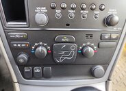 Volvo XC70 Kombi 2,4 l 120 kw