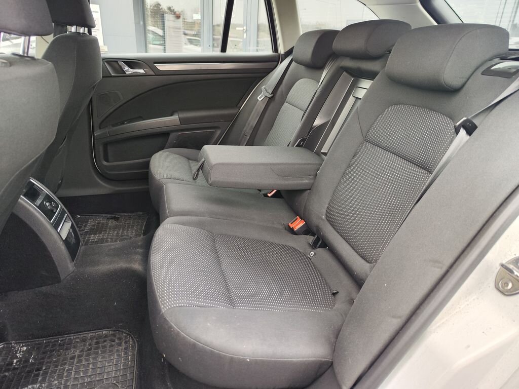 Škoda Superb Kombi 1,8 l 118 kw