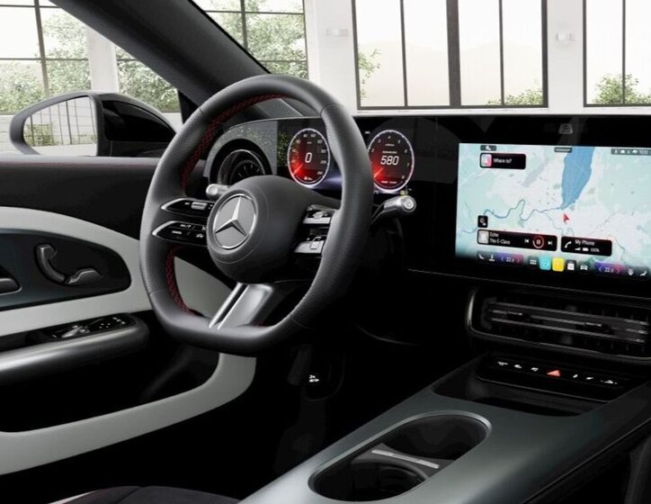 Mercedes-Benz CLA Sedan 1,5 l 142 kw