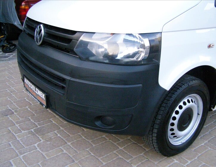 Volkswagen Transporter 9