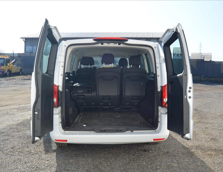 Mercedes-Benz Vito Kombi 2,1 l 140 kw