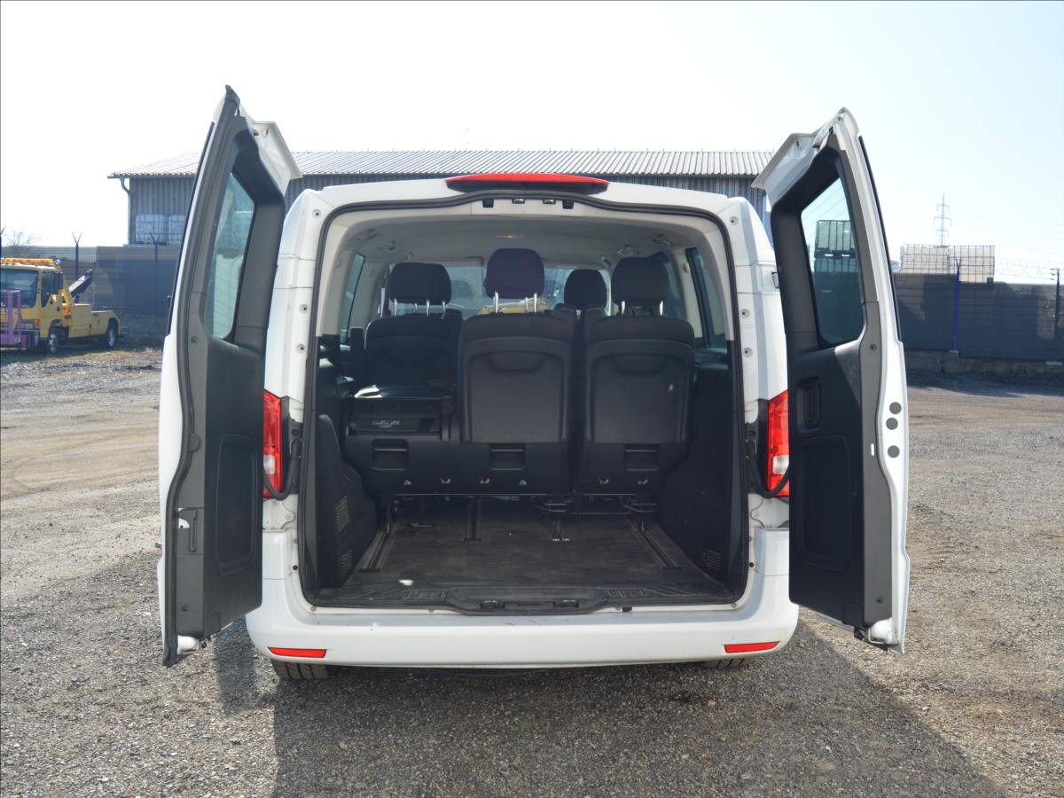 Mercedes-Benz Vito Kombi 2,1 l 140 kw