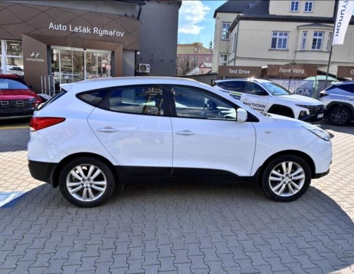 Hyundai ix35 SUV / Terénní 1,7 l 85 kw