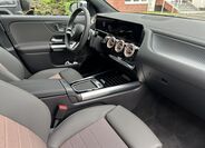 Mercedes-Benz EQA 12