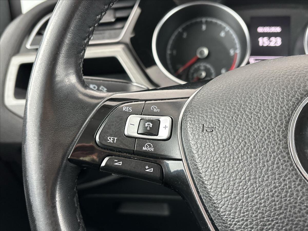 Volkswagen Touran MPV 2,0 l 110 kw