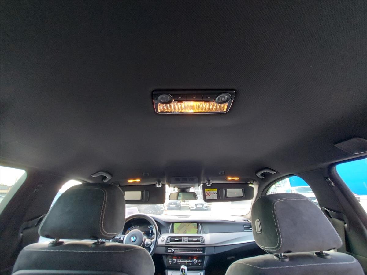 BMW Řada 5 Kombi 3,0 l 230 kw