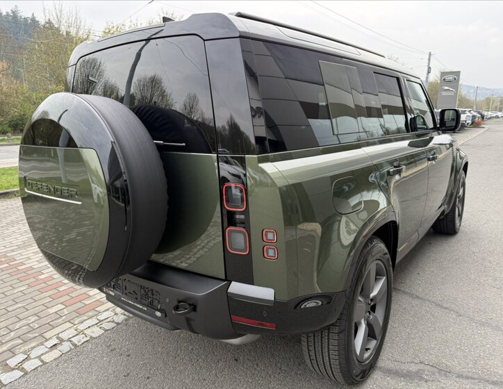 Land Rover Defender SUV / Terénní 3,0 l 184 kw