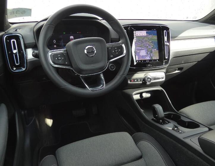 Volvo XC40 5