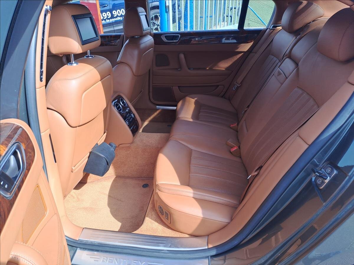 Bentley Flying Spur Sedan / Limuzína 6,0 l 412 kw