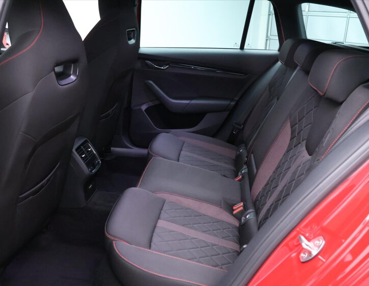 Škoda Octavia Kombi 2,0 l 180 kw