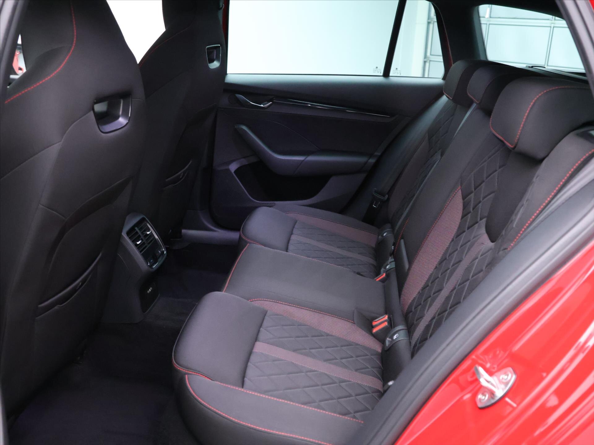 Škoda Octavia Kombi 2,0 l 180 kw