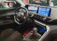 Peugeot 3008 SUV 1,2 l 96 kw