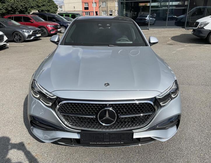 Mercedes-Benz Třídy E 2