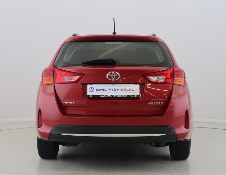 Toyota Auris Kombi 1,6 l 97 kw