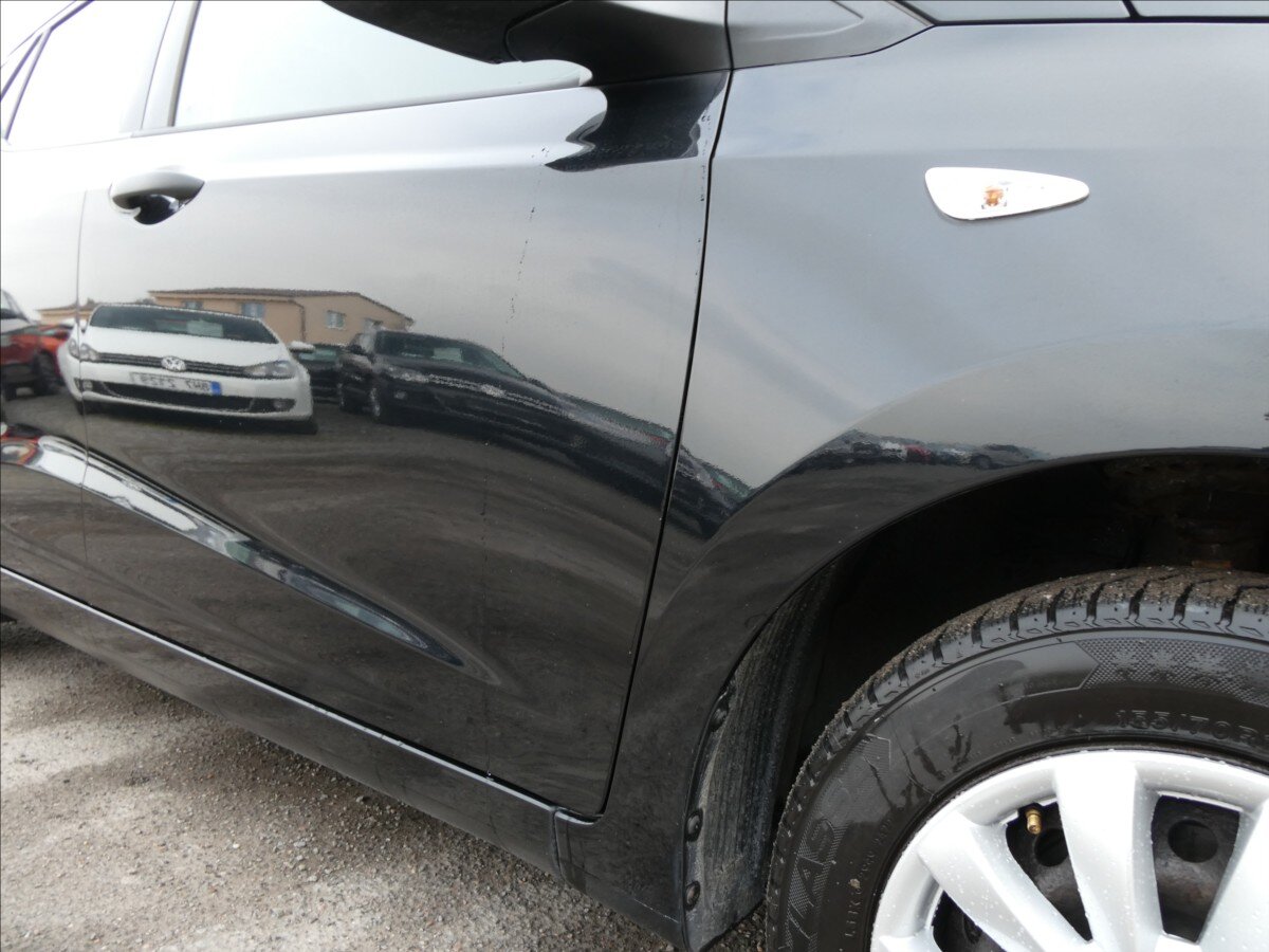 Hyundai i10 Hatchback 998,0 49 kw