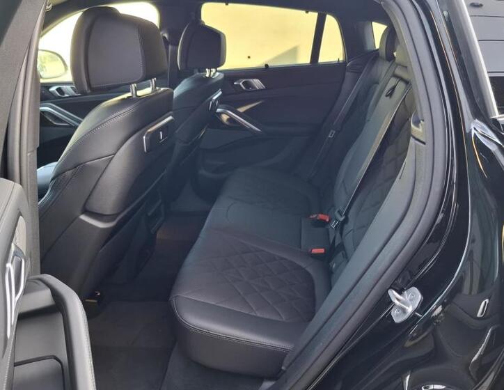 BMW X6 8