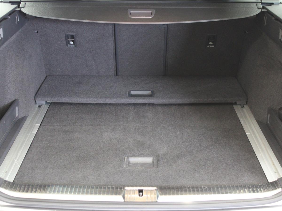 Volkswagen Passat Kombi 2,0 l 140 kw