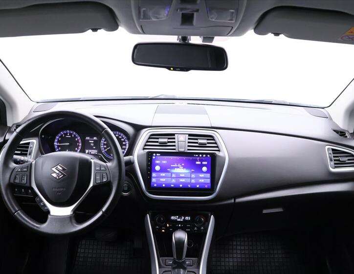 Suzuki SX4 S-Cross 31