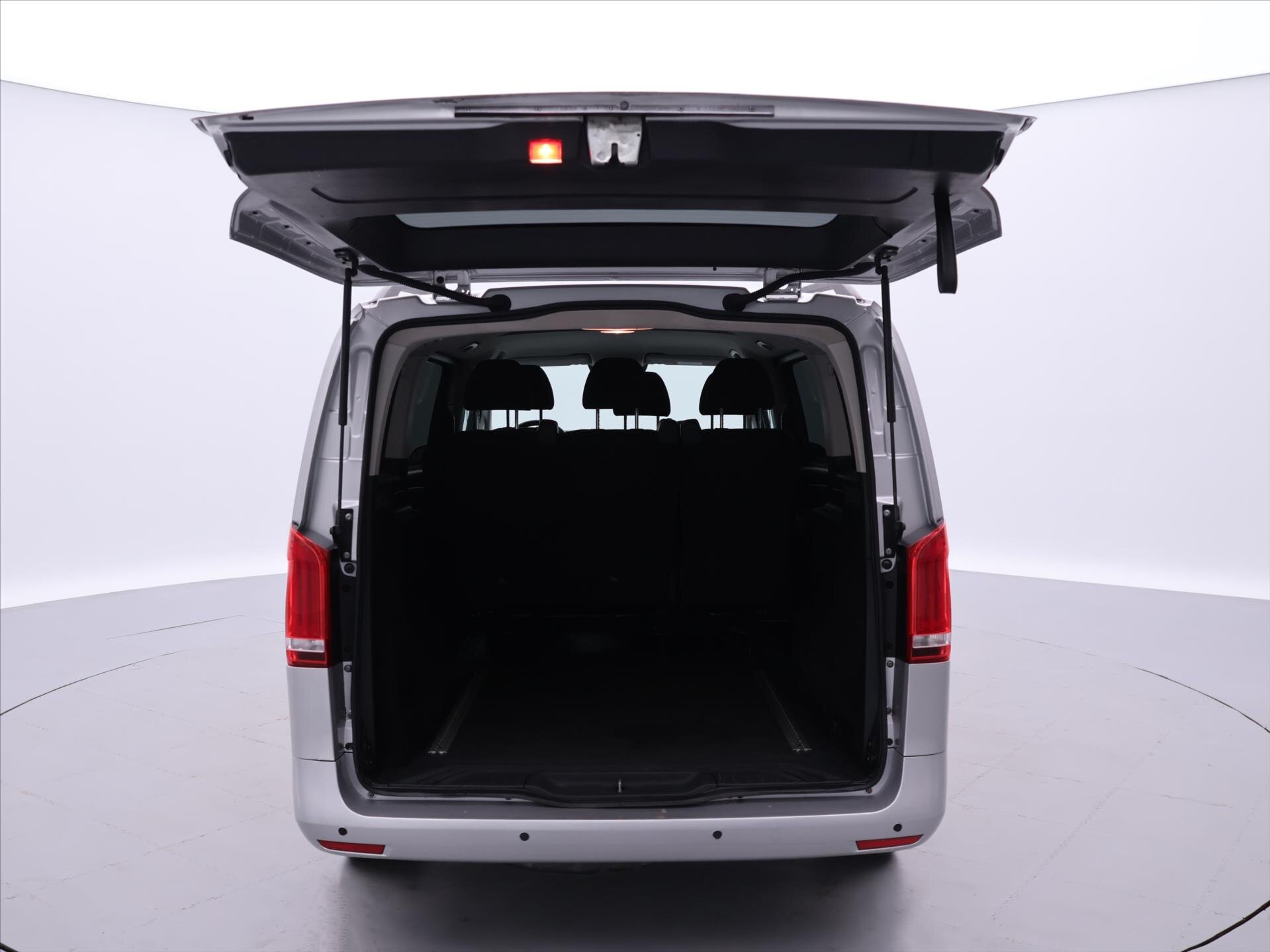 Mercedes-Benz Vito Kombi 2,1 l 140 kw