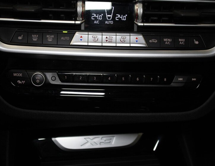 BMW X3 SUV / Terénní 3,0 l 210 kw