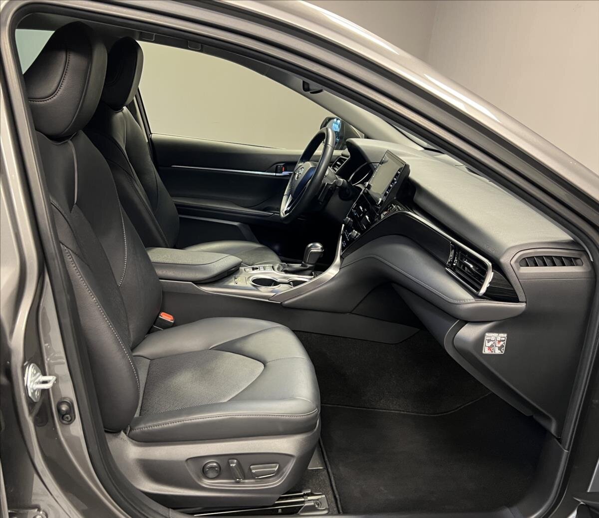 Toyota Camry Sedan 2,5 l 131 kw