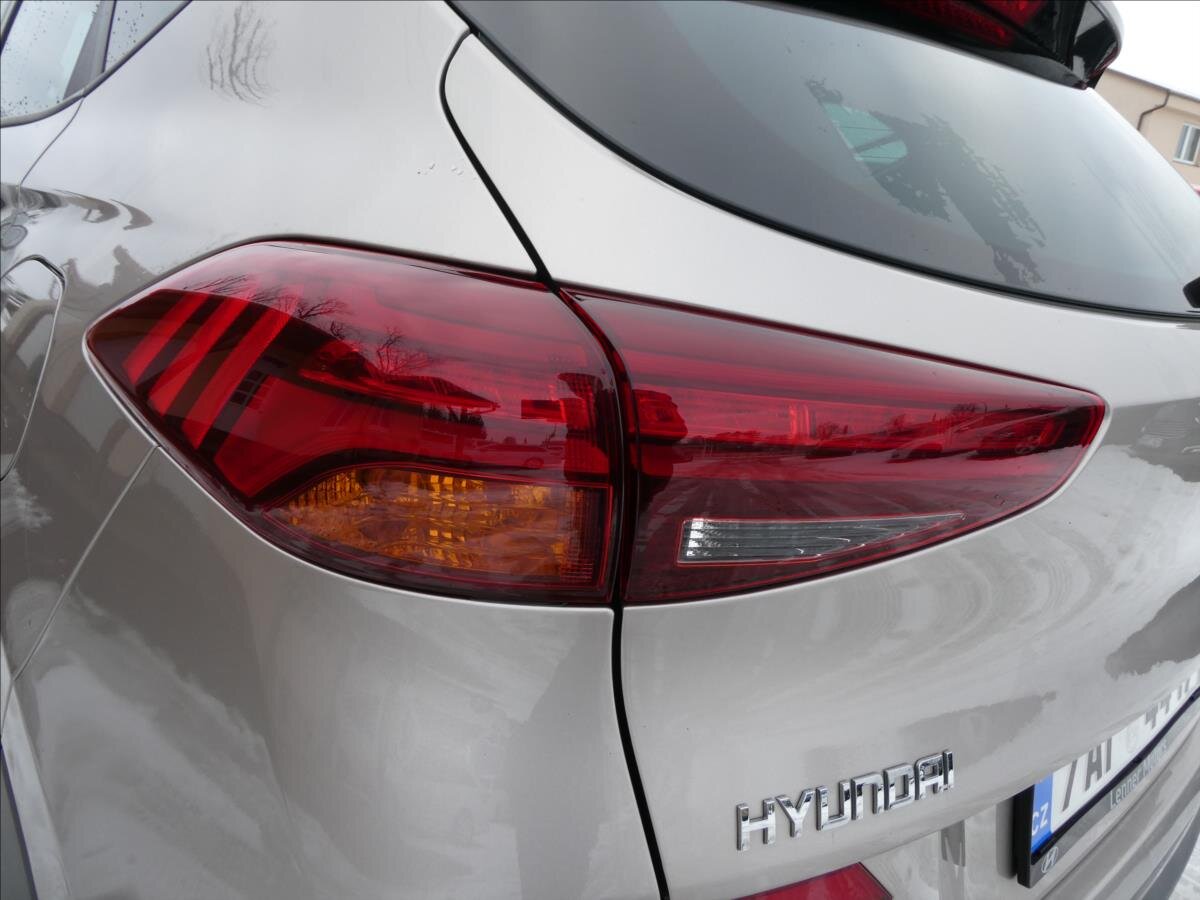 Hyundai Tucson SUV 1,6 l 85 kw