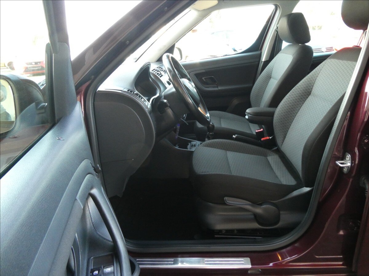 Škoda Roomster Kombi 1,2 l 63 kw