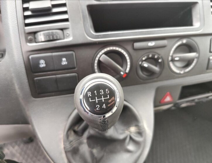 Volkswagen Transporter Ostatní 2,0 l 84 kw