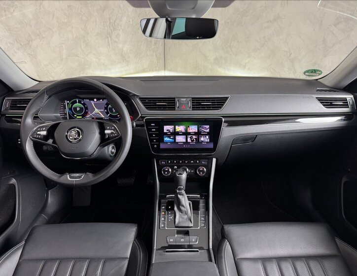 Škoda Superb Kombi 1,4 l 160 kw