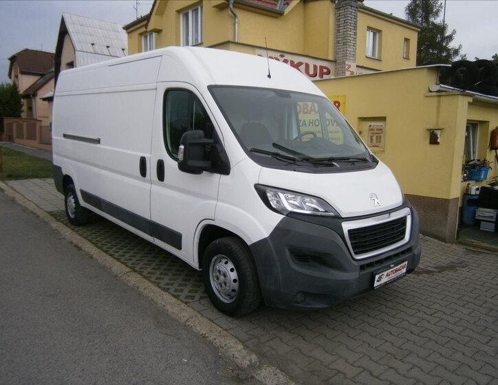 Peugeot Boxer Ostatní 2,2 l 110 kw