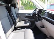 Volkswagen Transporter 12