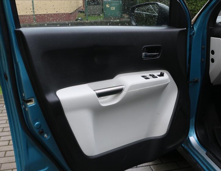 Suzuki Ignis Hatchback 1,2 l 66 kw