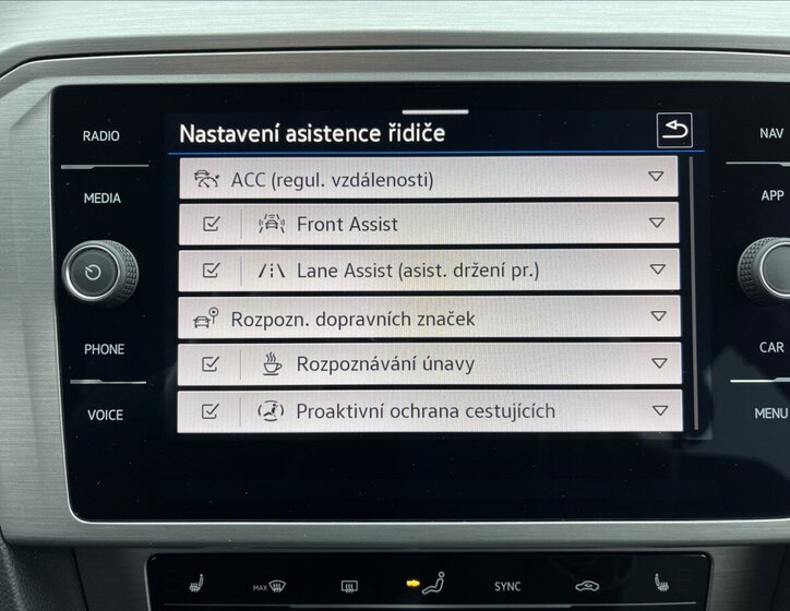 Volkswagen Passat 29