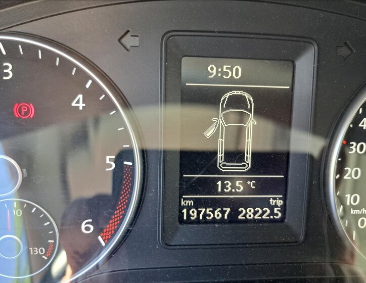 Volkswagen Touran Kombi 1,6 l 77 kw