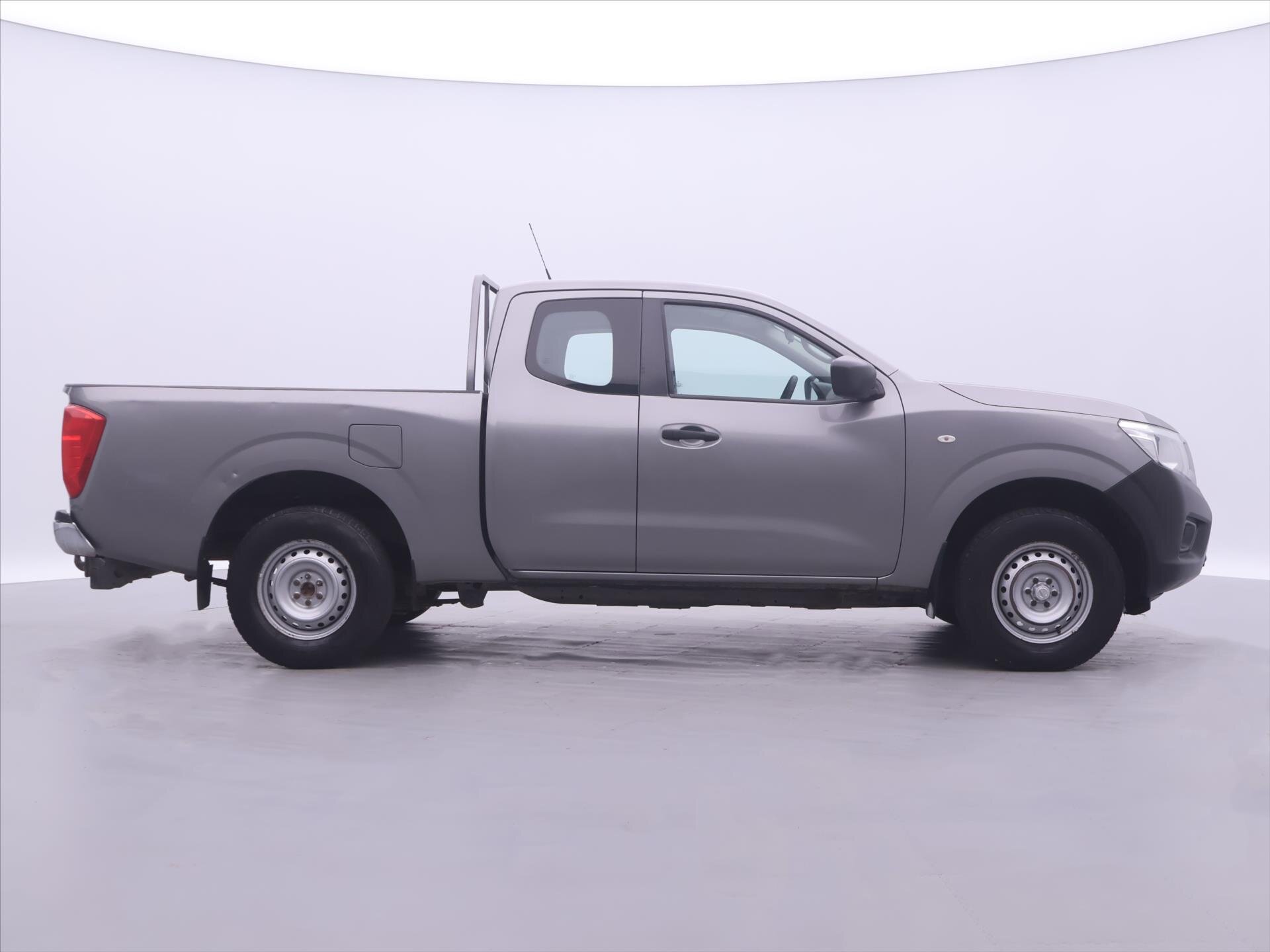 Nissan Navara Pick-up 2,3 l 120 kw