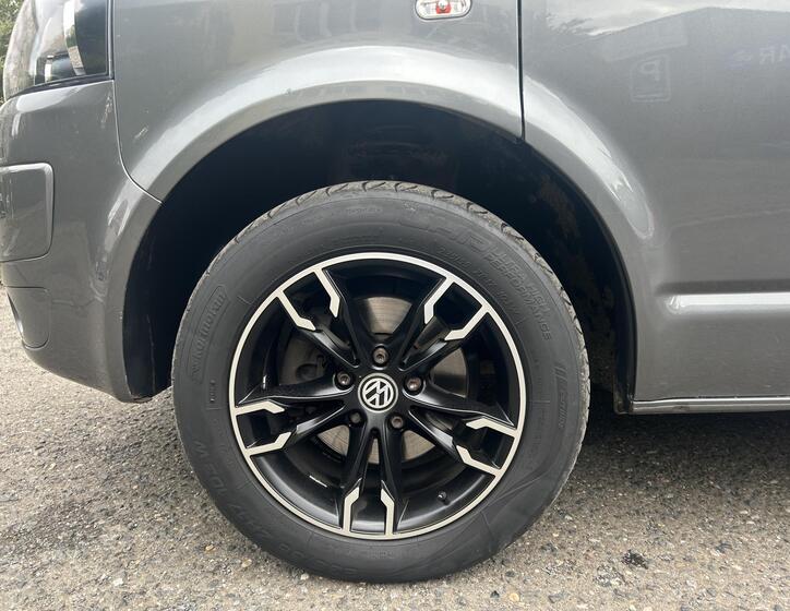 Volkswagen Transporter 24