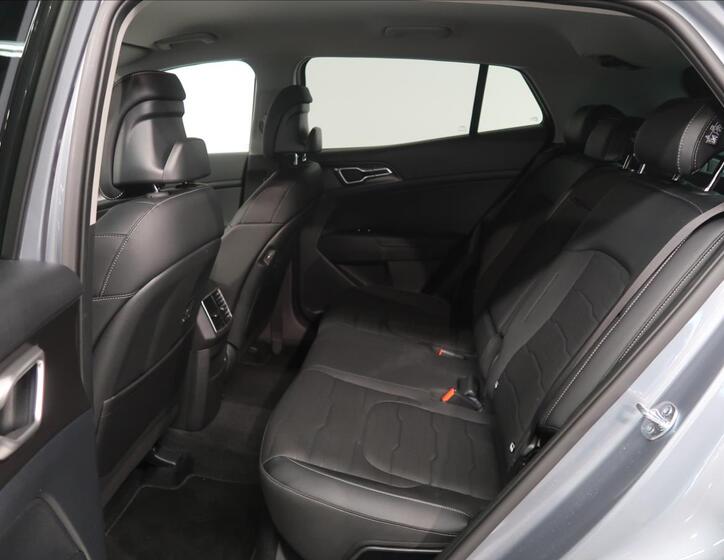 KIA Sportage 12