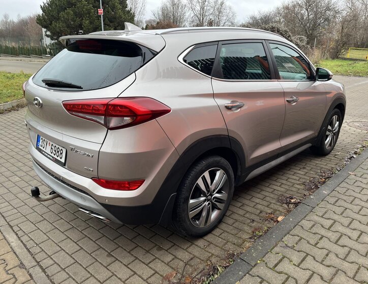 Hyundai Tucson 5