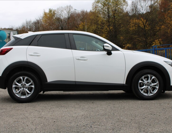 Mazda CX-3 4