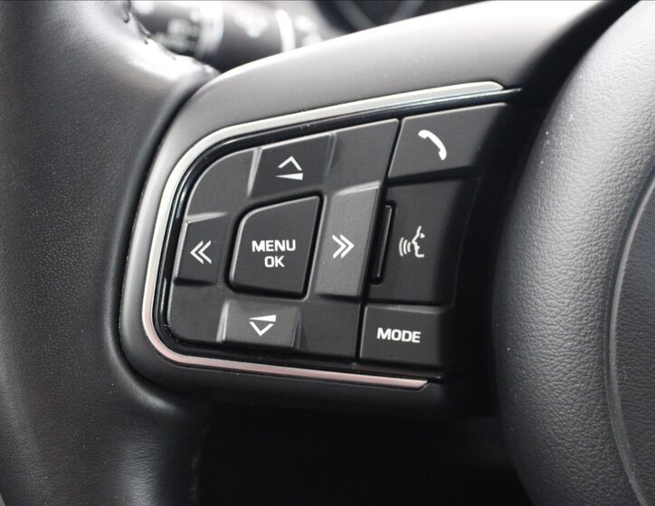 Jaguar E-Pace SUV 2,0 l 183 kw